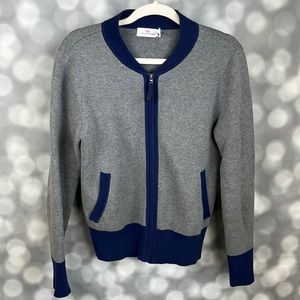 Vineyard Vines women’s gray and navy varsity zip sweater. Size Small